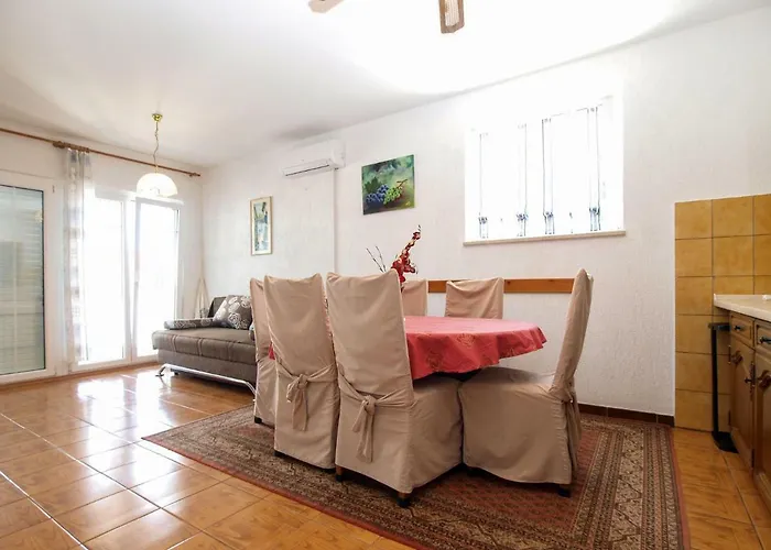 Apartment Kati 692 Premantura
