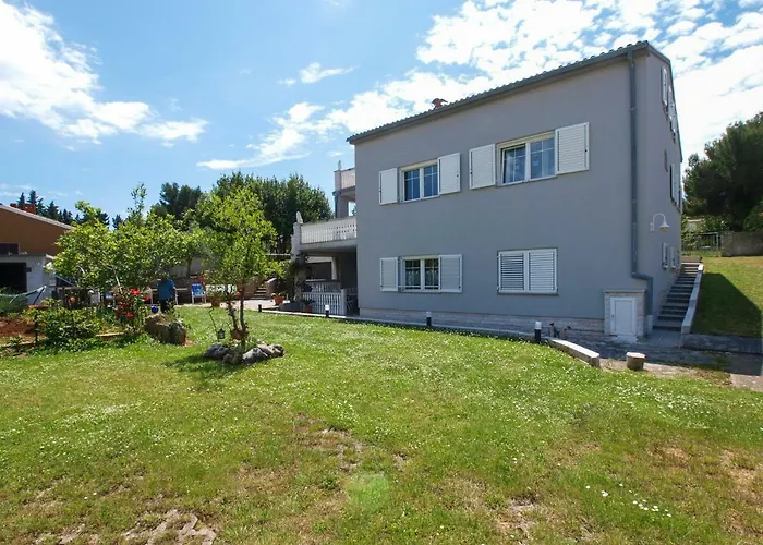 Kati 692 Apartment Premantura