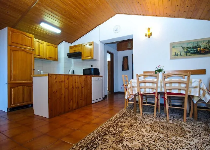 Kati 692 Apartment Premantura