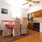 Kati 692 Apartmán Premantura
