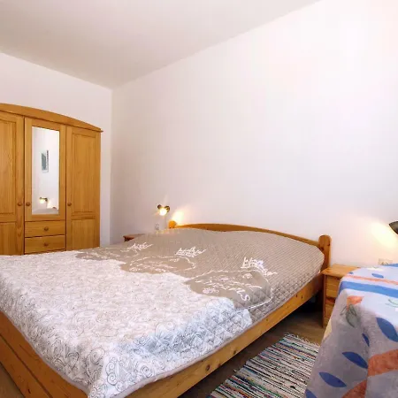 Apartment Kati 692 Premantura