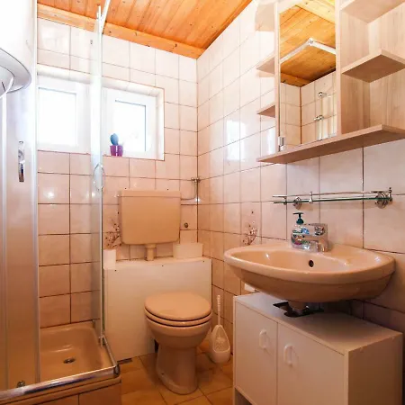 Apartment Kati 692 Premantura